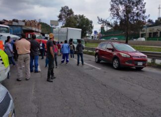 Diputado federal Emilio Manzanilla busca diálogo cerrando la autopista México-Pachuca