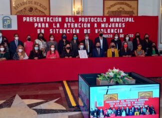 Tony Rodríguez Firma Protocolo de Atención a Mujeres en Situación de Violencia