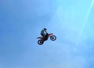 Inician Festejos por el Día del Niño en Atizapán Con Espectáculo de Motocross