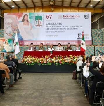 Arranca Mario Delgado desde Tlalnepantla la Distribución de Libros de Texto Gratuitos